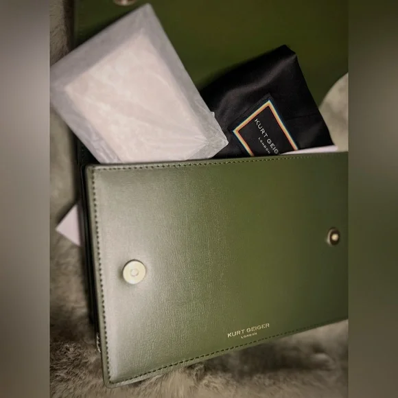 Kurt Geiger -NWT- Green Leather Shoreditch Crossbody Bag - Picture 9 of 11